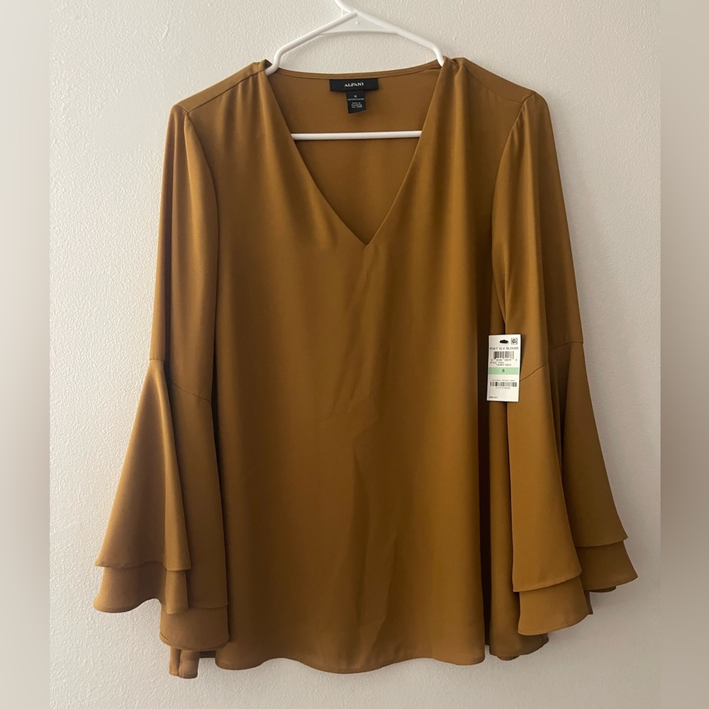 Alfani Poet sleeve Blouse NWT tawny gold